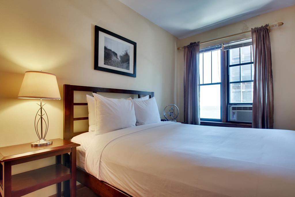Dewitt Hotel And Suites Чикаго Номер фото
